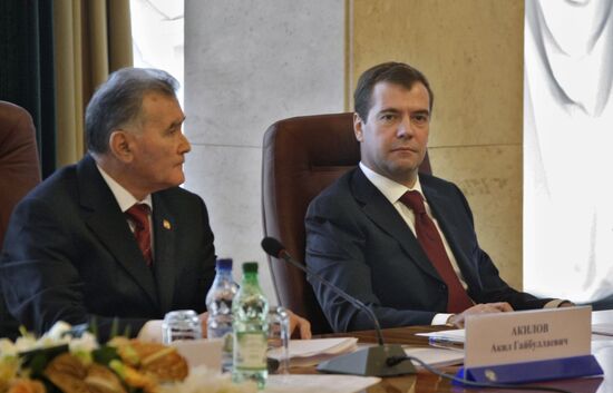Д.Медведев на саммите СНГ