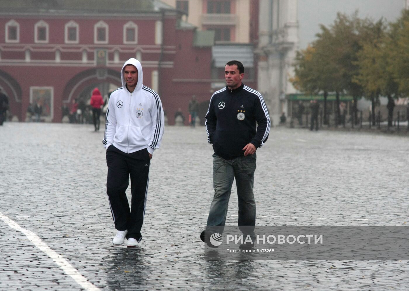 Прогулка по Москве футболистов сборной Германии