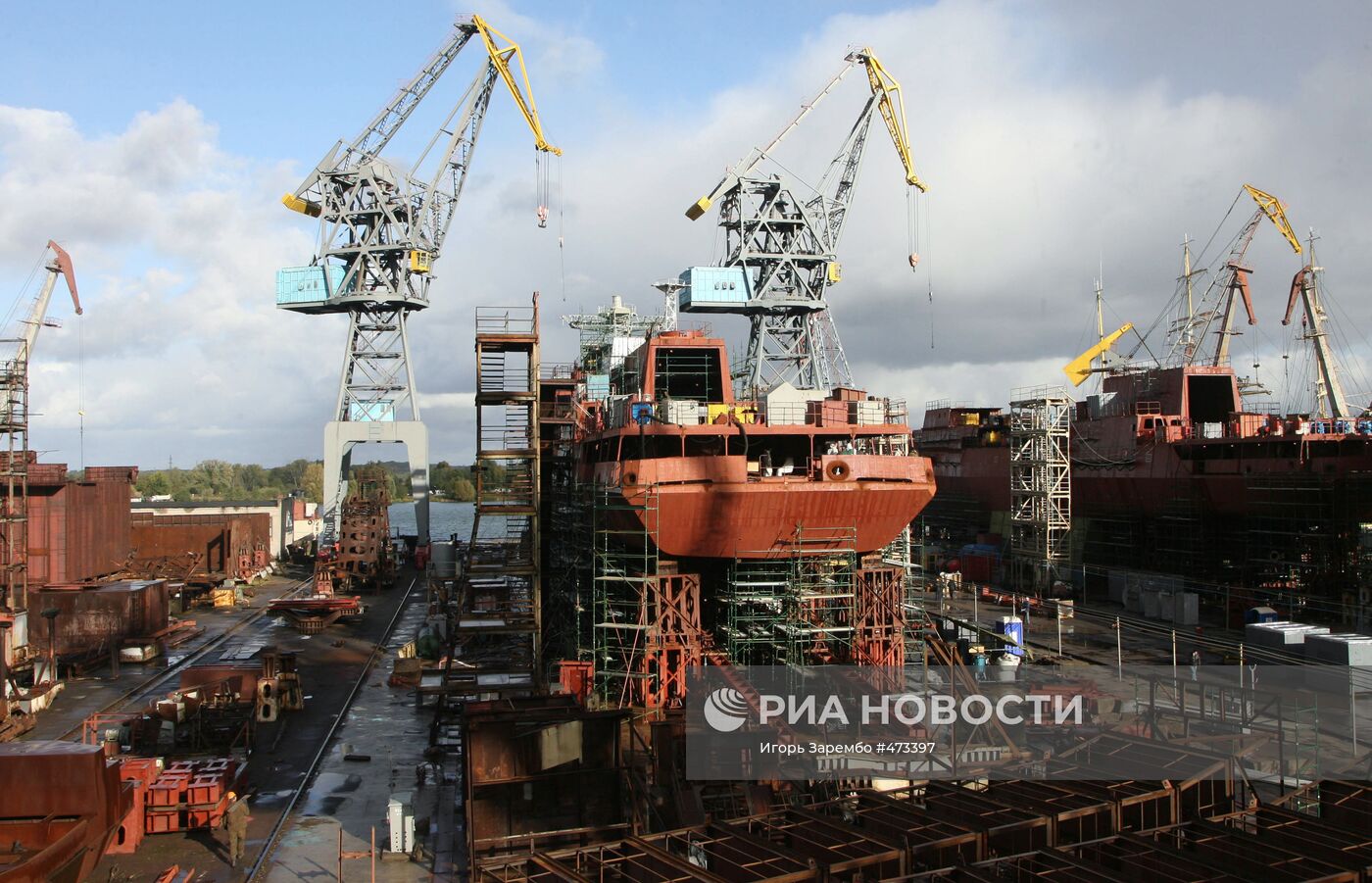 Судостроительный завод "Янтарь" в Калининграде