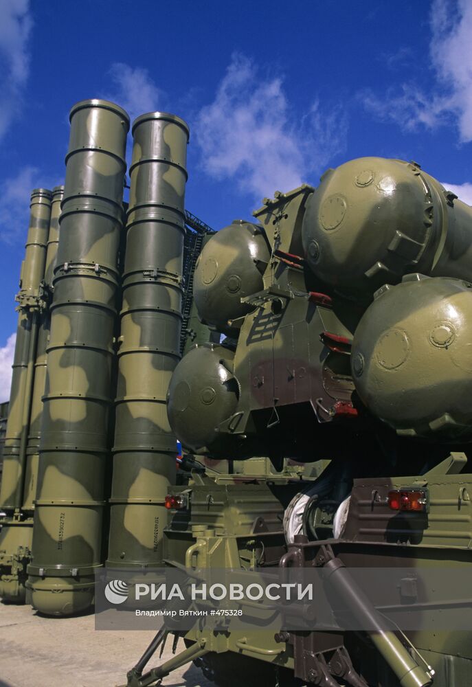 Зенитно-ракетный комплекс С-300