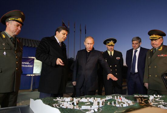 В.Путин посетил район "Снеговая падь" во Владивостоке