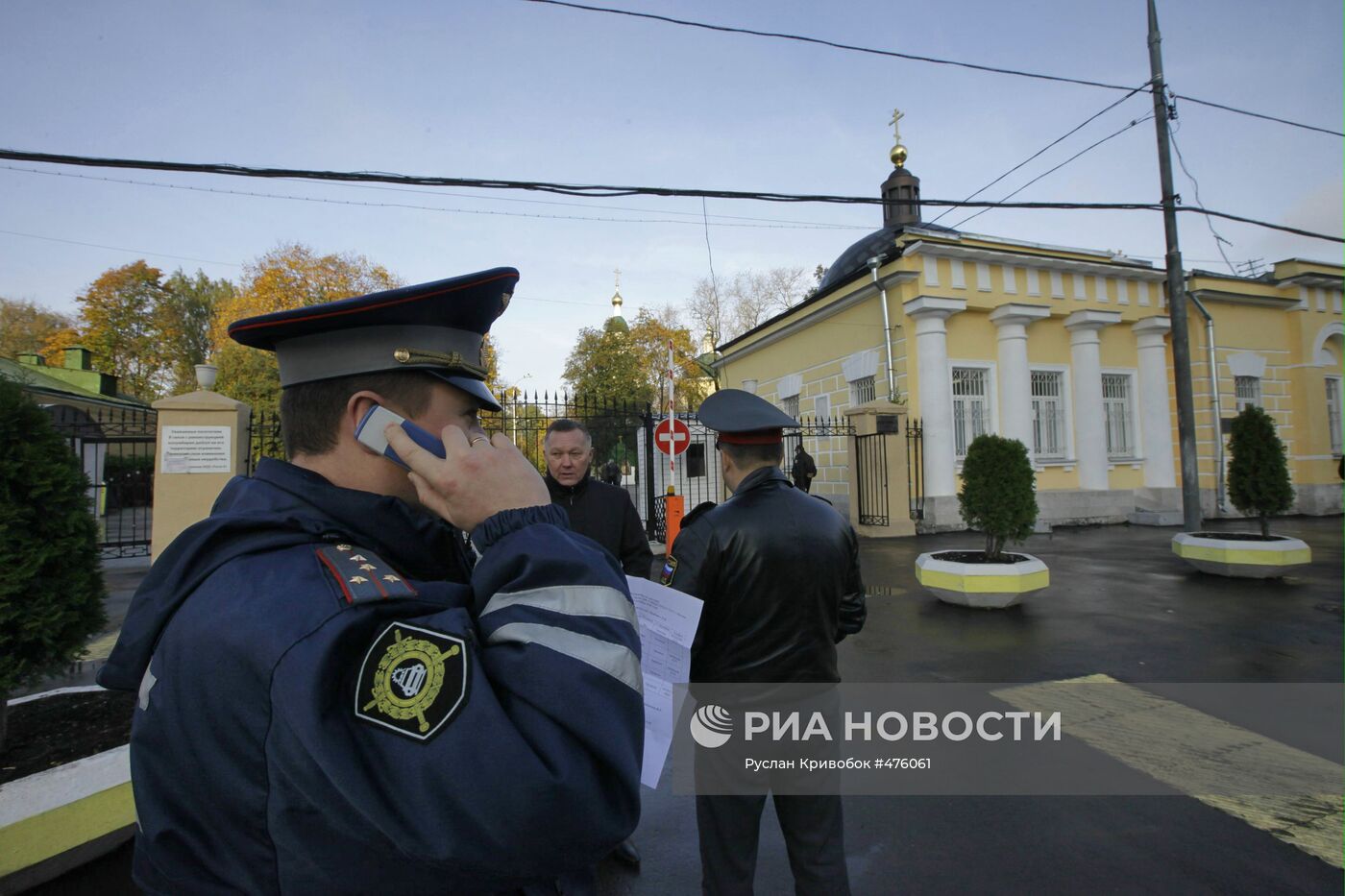 Усилены меры безопасности вокруг Ваганьковского кладбища