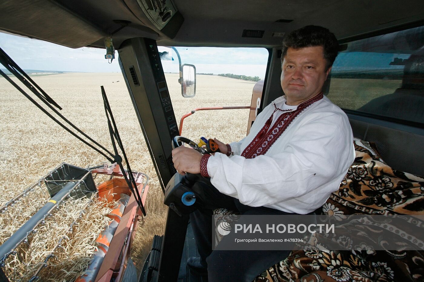 Министр иностранных дел Украины Петр Порошенко