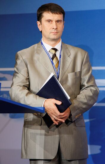Генеральный директор	ЗАО "Аэрофлот-Норд" Олег Усманов