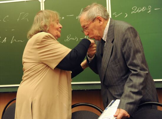 Людмила Татаринова и Ясен Засурский