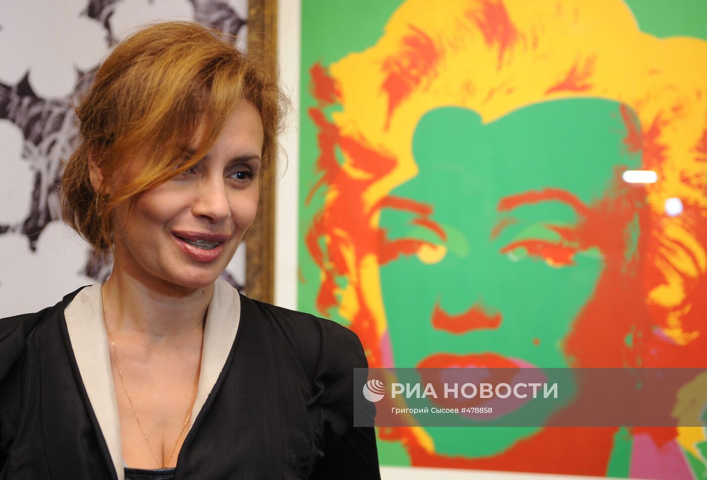 Выставка работ Энди Уорхола "Леди и джентльмены"