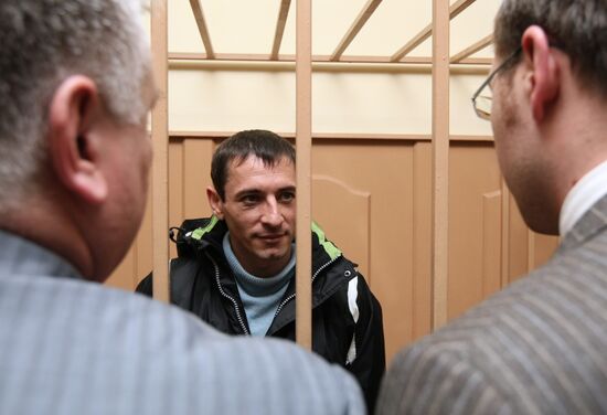 Заместитель главы МВД Бурятии А.Шурупов в Басманном суде Москвы