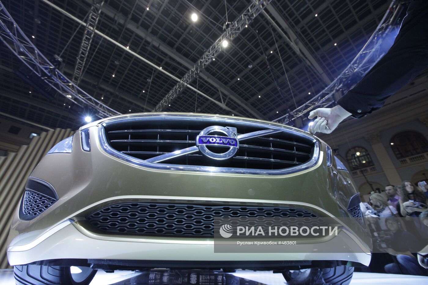 Презентация нового автомобиля Volvo S60 Concept