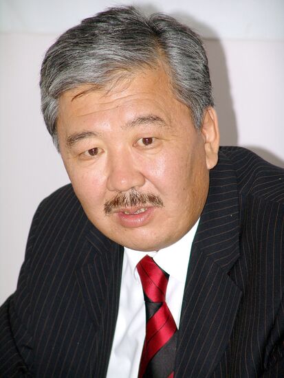 Новый премьер-министр Киргизии Данияр Усенов