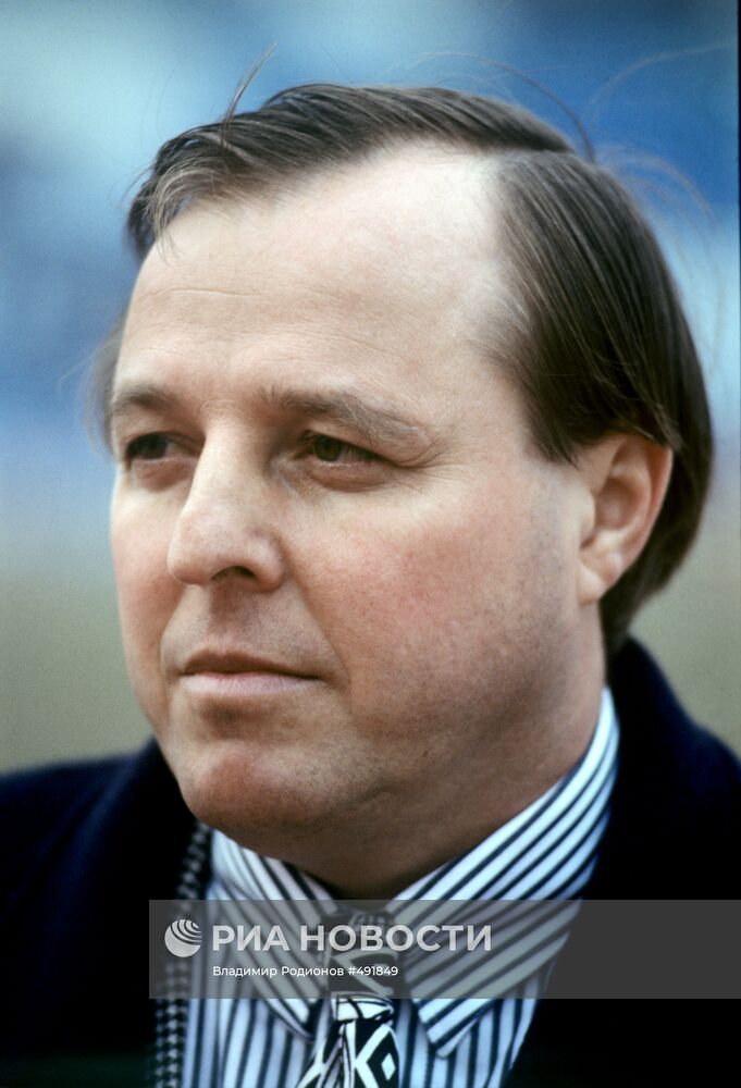 Тренер Александр Тарханов