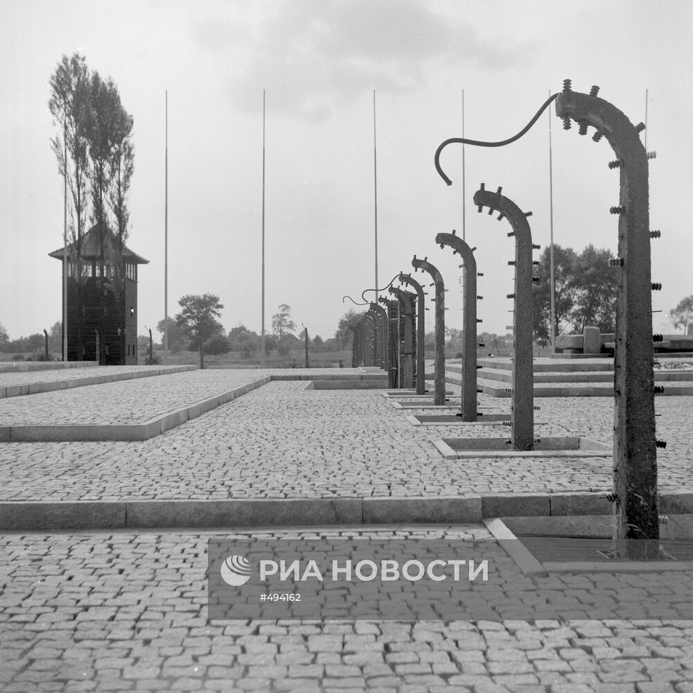 Мемориальная площадь в Освенциме