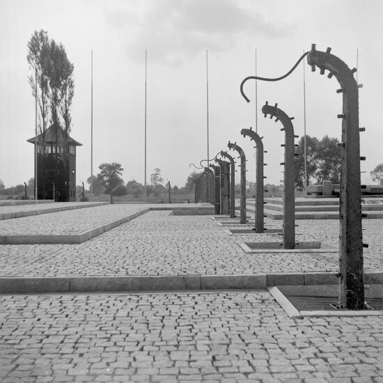 Мемориальная площадь в Освенциме