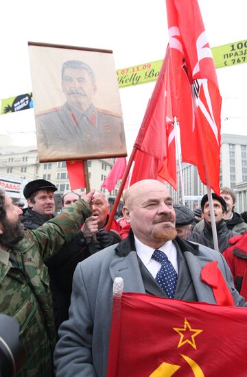 Двойник Владимира Ленина на митинге КПРФ