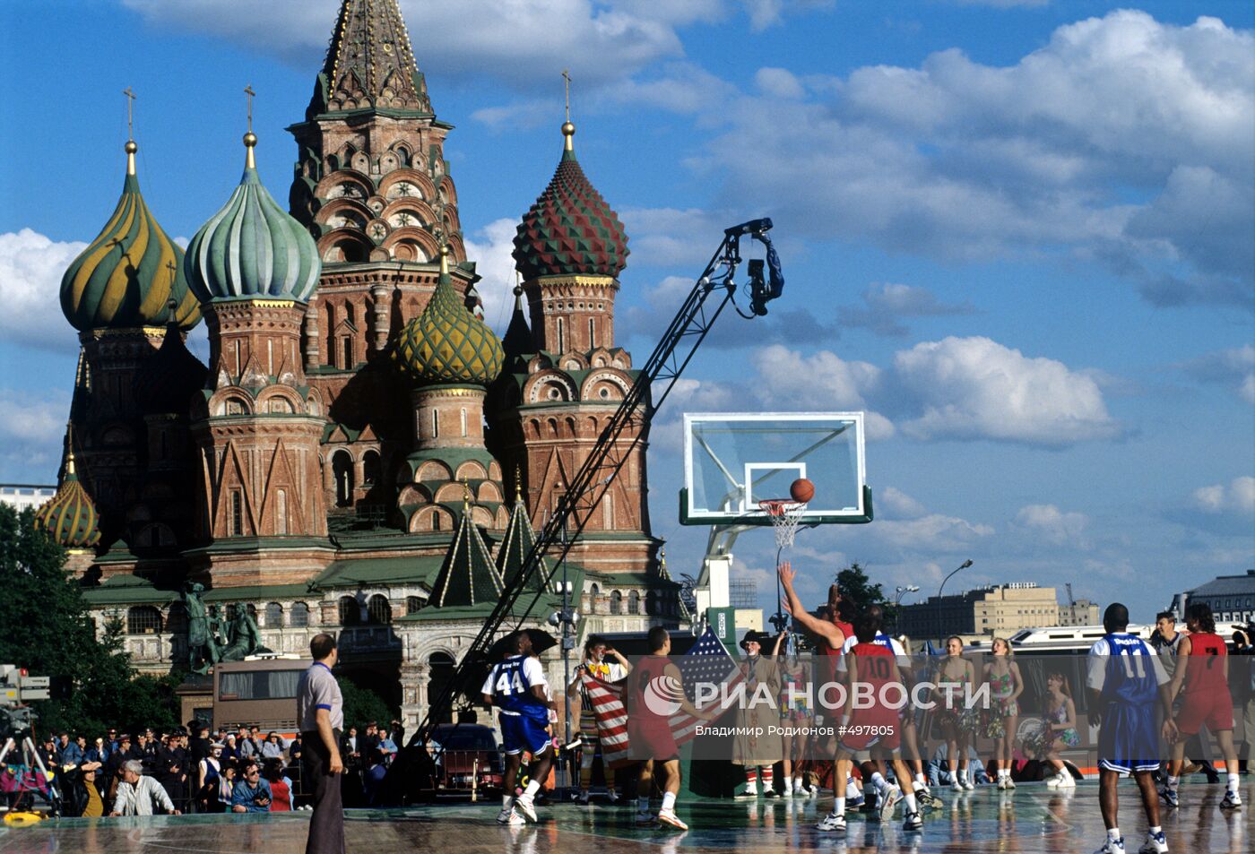 Баскетбольный матч между ветеранами НБА и звездами сборной СССР
