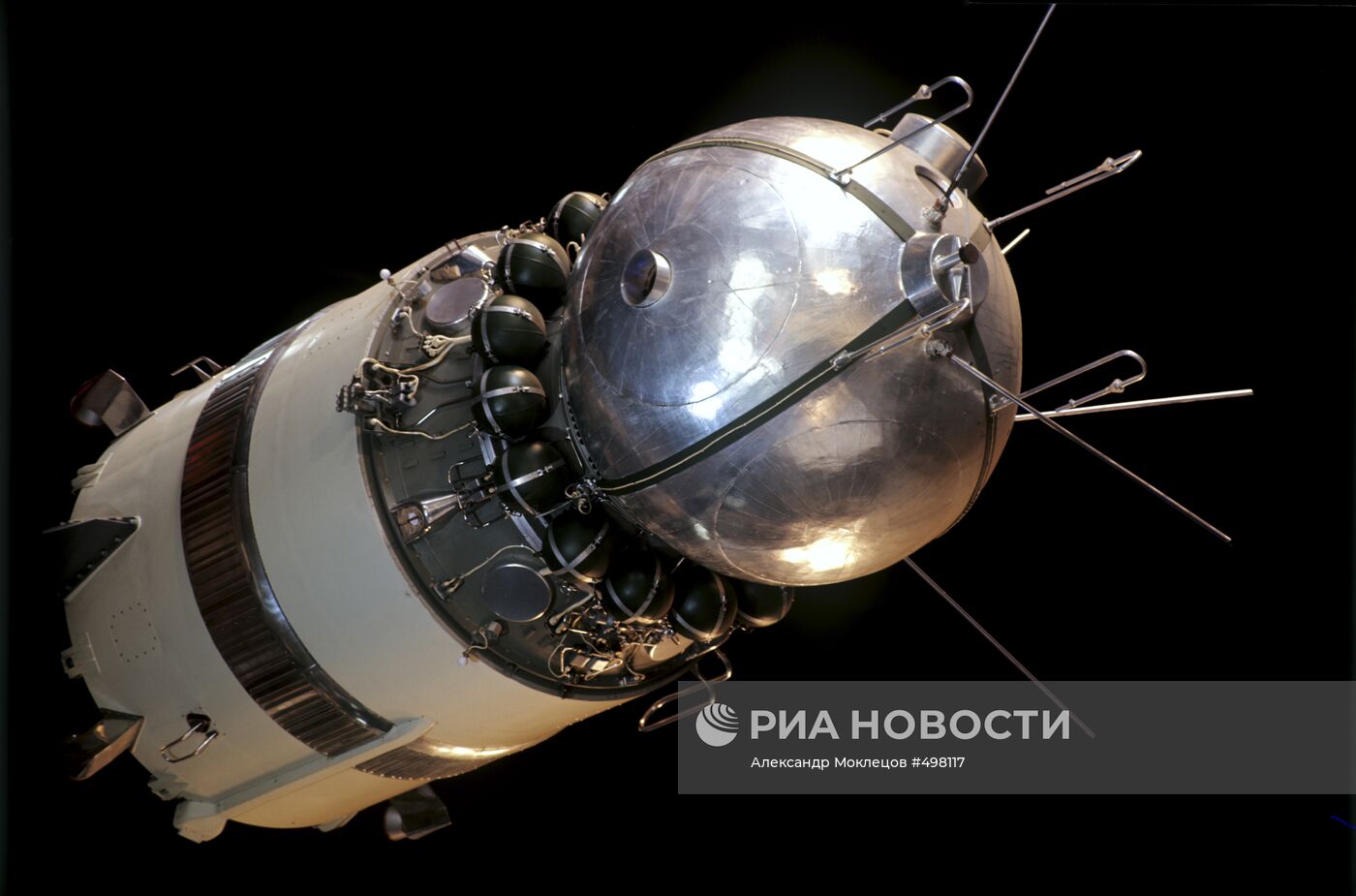 Первый космический корабль "Восток"