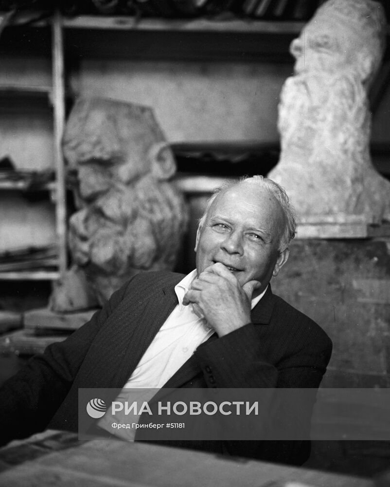 СКУЛЬПТОР УРМАНЧЕ