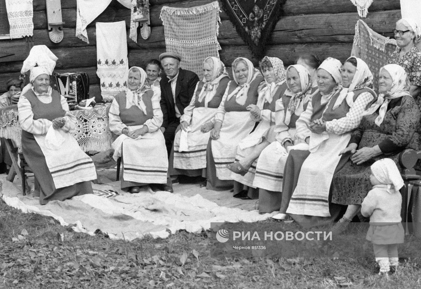 ФОЛЬКЛОРНЫЙ АНСАМБЛЬ