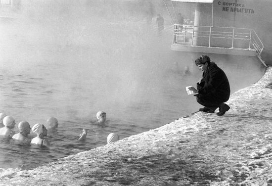 МОСКВИЧИ ОТКРЫТЫЙ БАССЕЙН