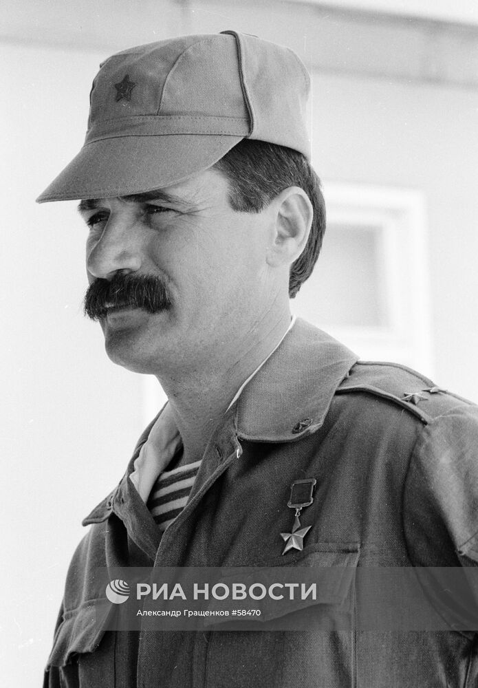 АУШЕВ