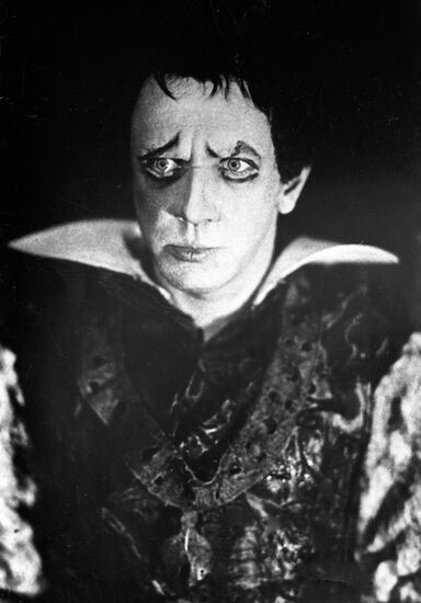 МИХАИЛ ЧЕХОВ