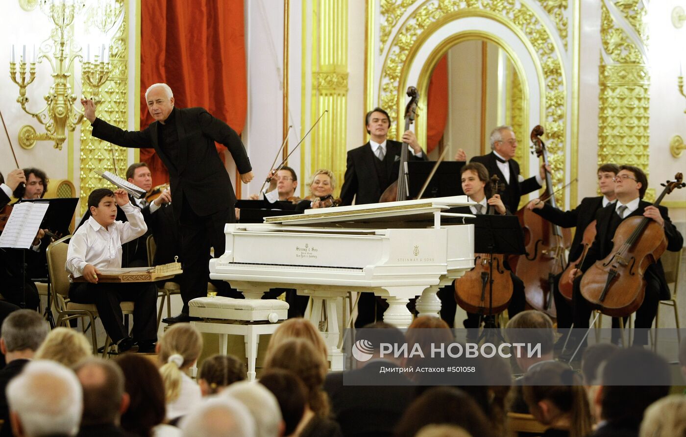 С. Спиваков на концерте фестиваля "Восходящие звезды в Кремле"