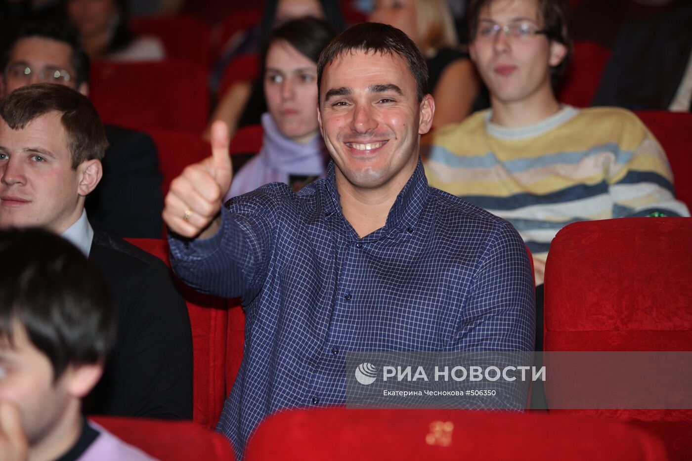 Премьера нового фильма Павла Санаева "На игре"