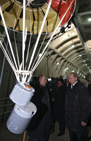 В. Путин посетил ФГУП "КБМ" в Коломне