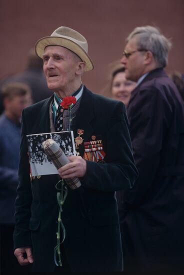 Ветераны войны приняли участие в параде