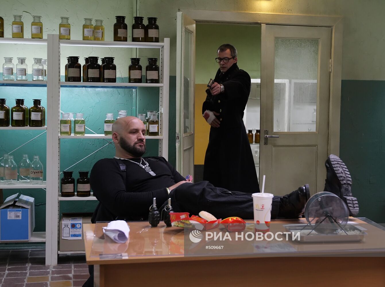 Кадры из фильма "Антикиллер Д.К."