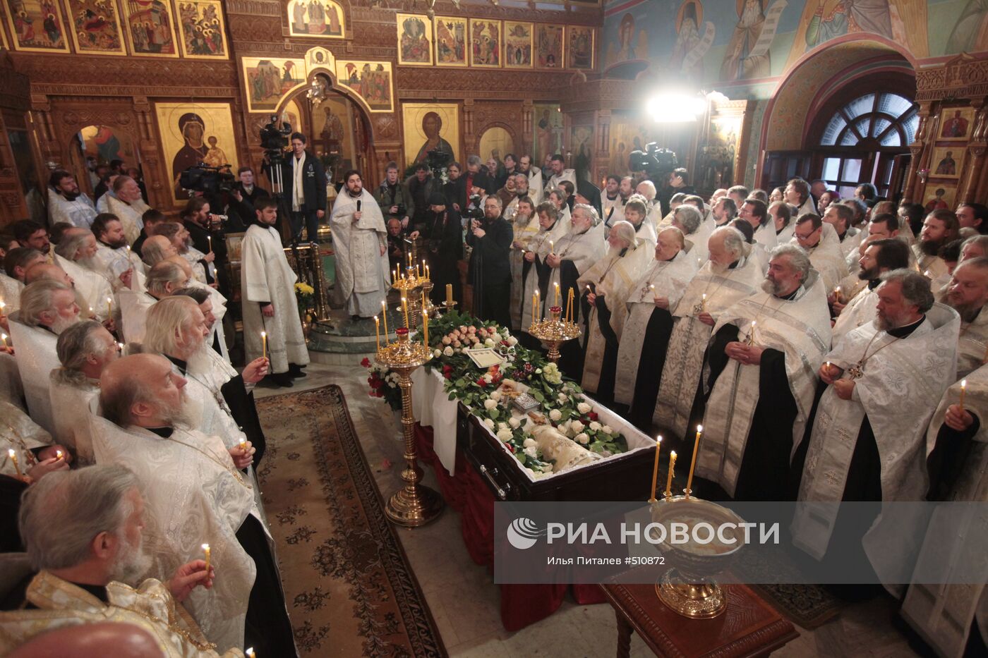 Отпевание иерея Даниила в храме святых апостолов Петра и Павла