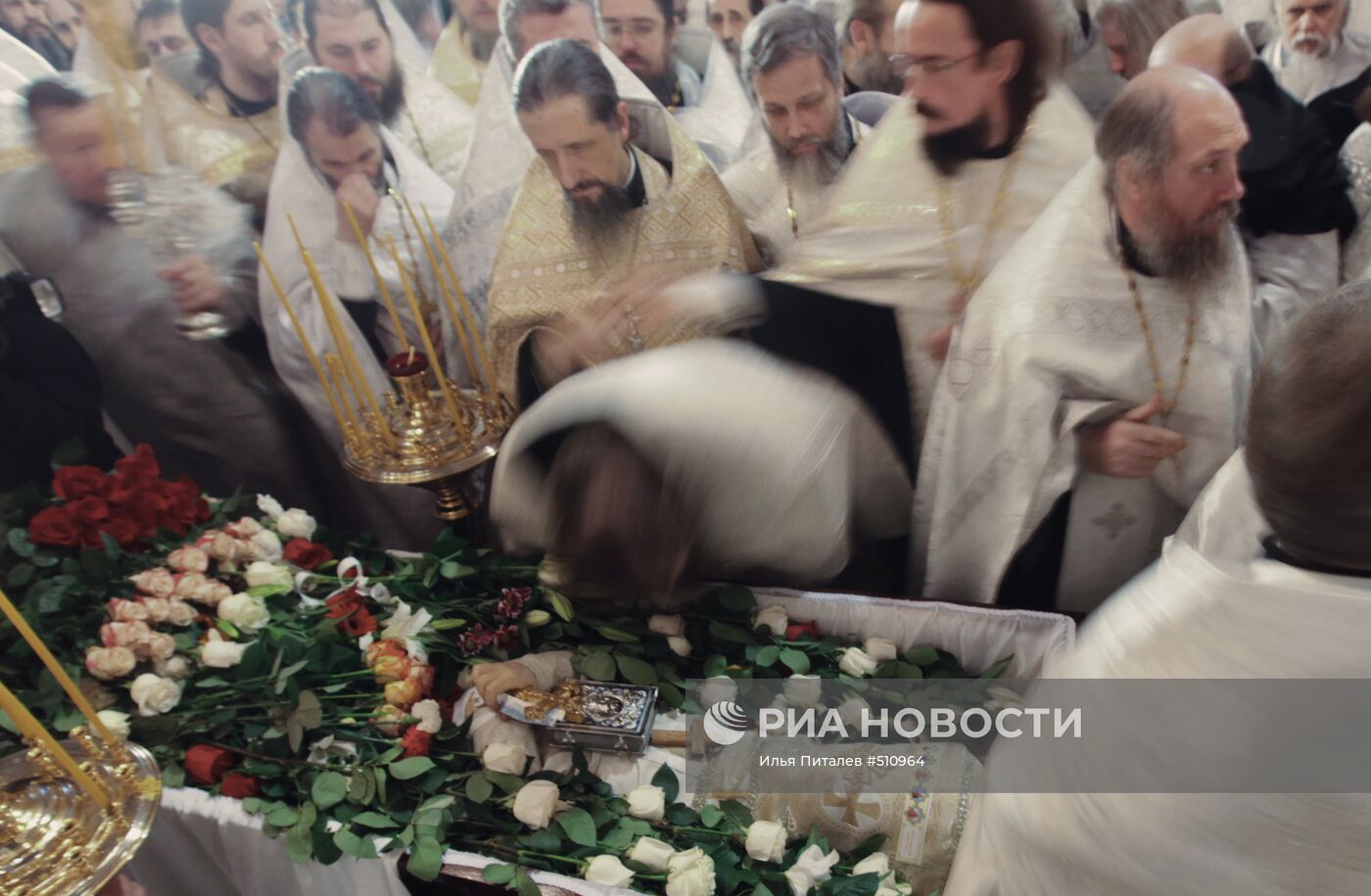 Отпевание иерея Даниила в храме святых апостолов Петра и Павла