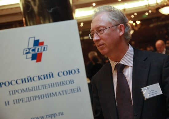 Олег Вьюгин