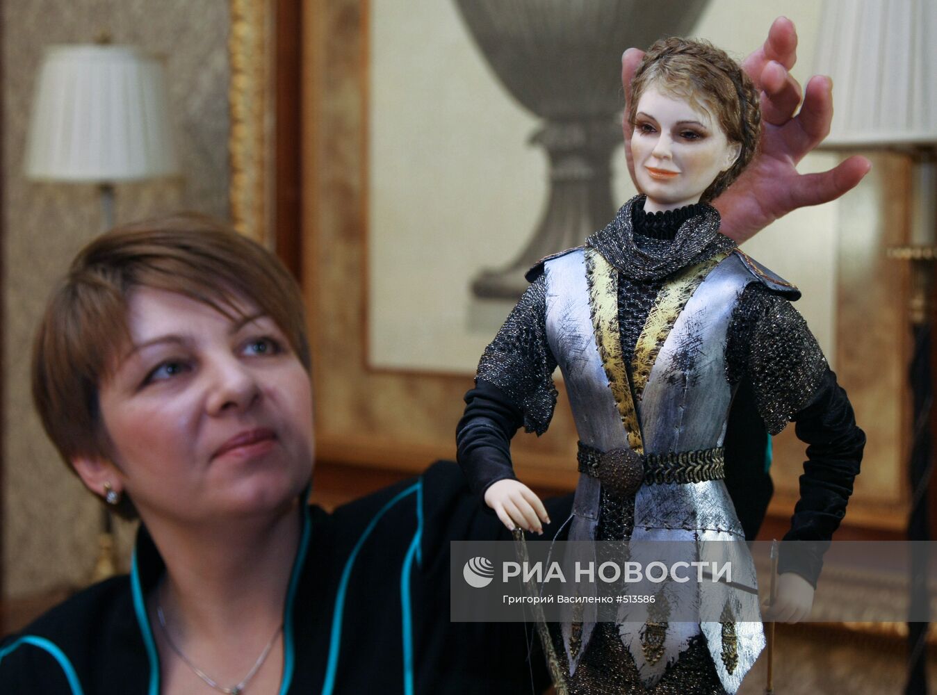 Благотворительный аукцион "Парад кукол-2009. Политики" в Киеве