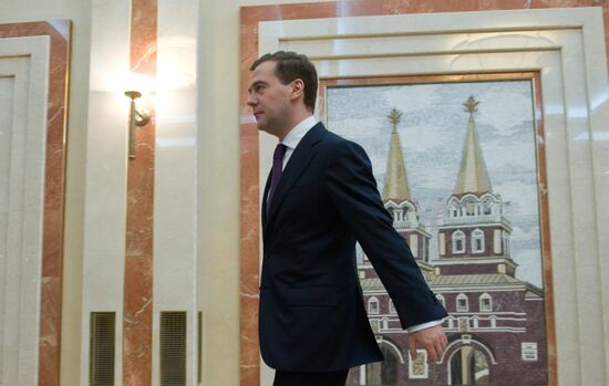 Президент РФ посетил российское посольство в Минске