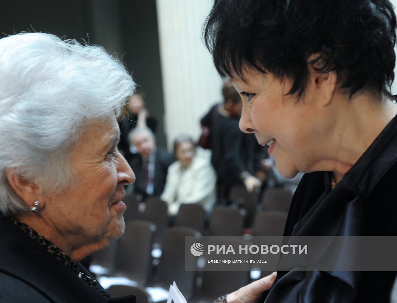 Ирина Антонова и Белла Ахмадулина