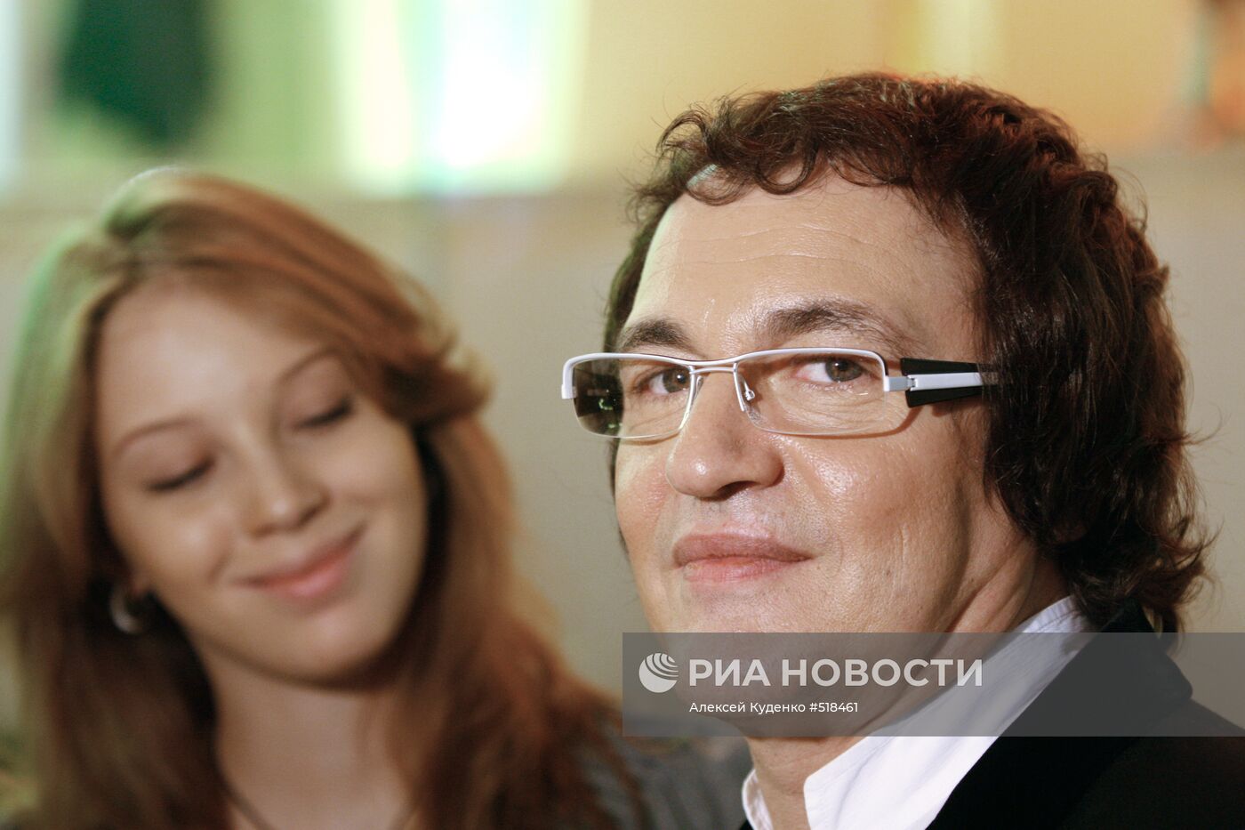 Телеведущий Дмитрий Дибров с супругой Полиной Наградовой