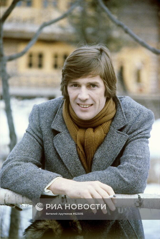 Александр Абдулов