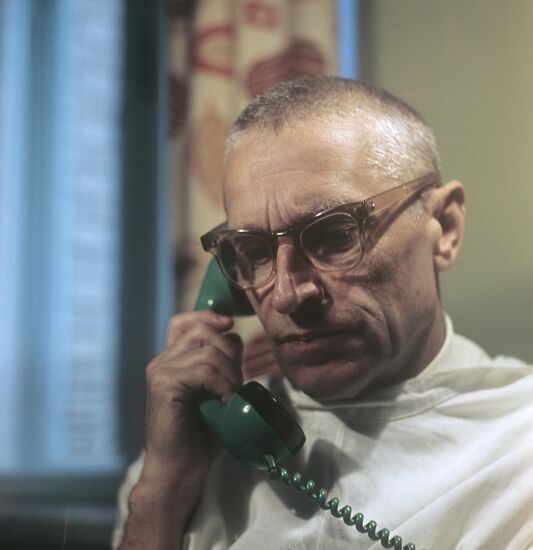 Николай Амосов