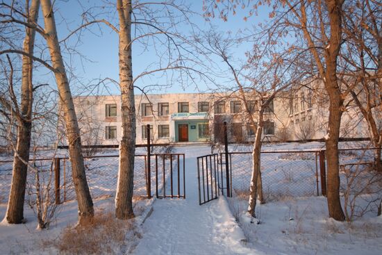 Школа в деревне Стародубка