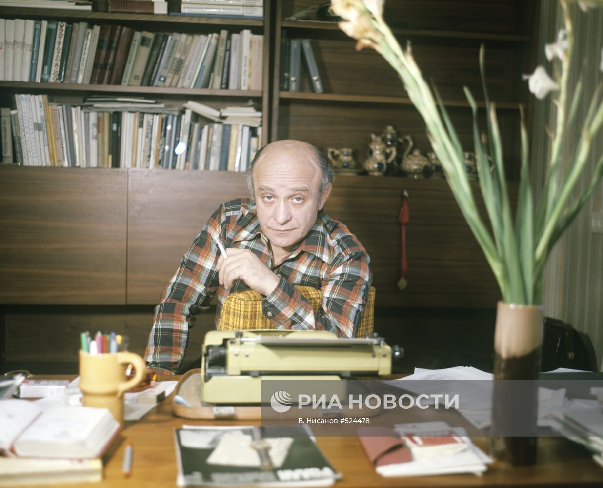 Ролан Быков