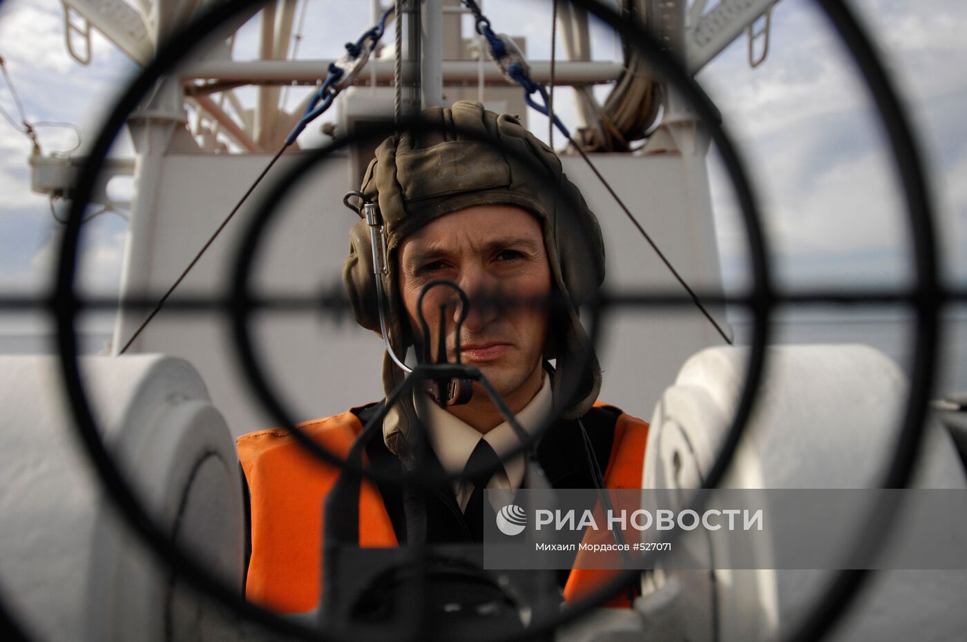 Российский сторожевик "Новороссийск" патрулирует воды Абхазии