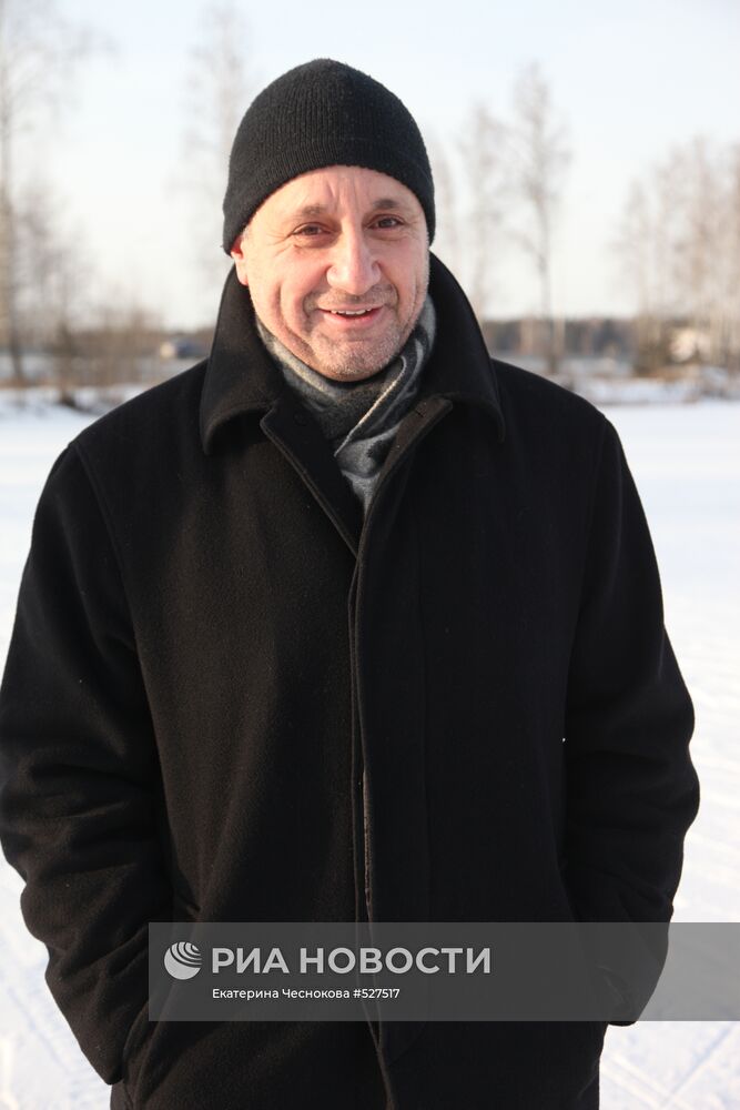 Режиссер Владимир Алеников