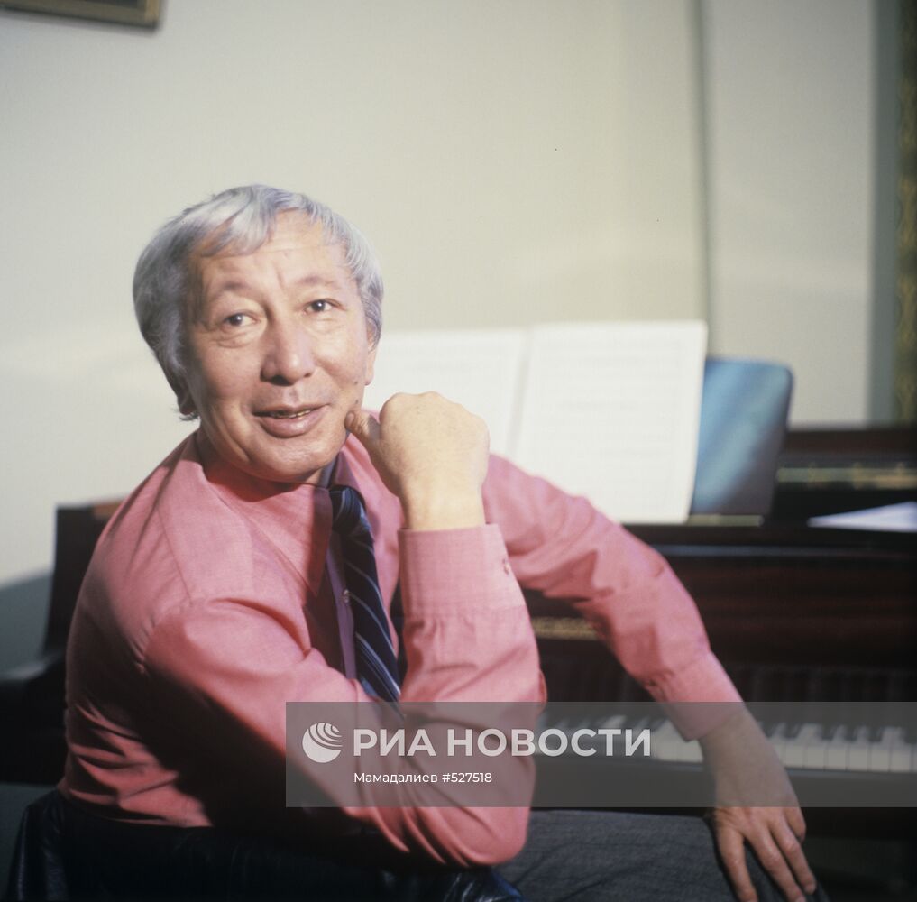 Киргизский композитор Калый Молдобасанов