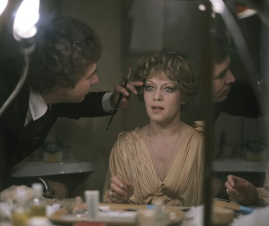 Модельер В.Зайцев и актриса А.Фрейндлих