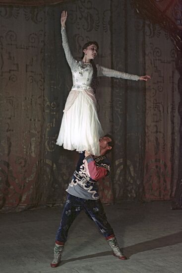 Балет Ж. Батуева и Б. Майзель "Во имя любви"