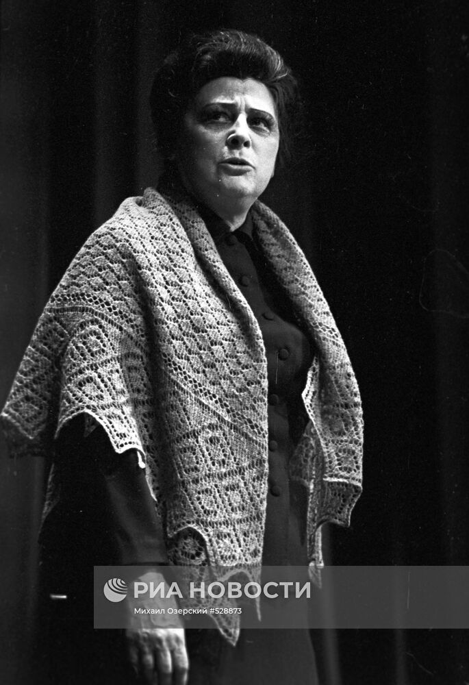 Алла Константиновна Тарасова