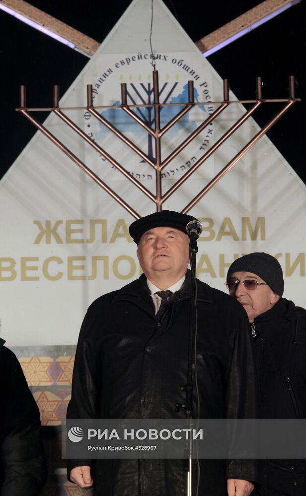 Юрий Лужков