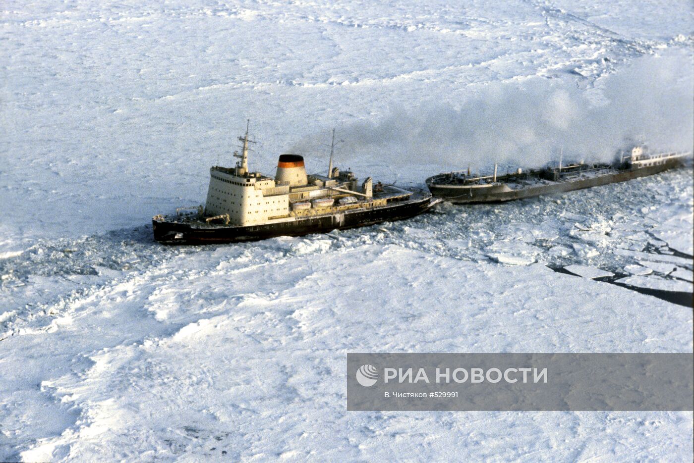 Буксировка судна