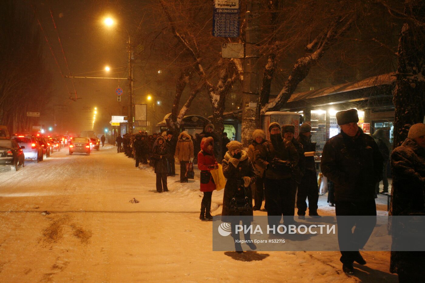 Сильный снегопад в Волгограде
