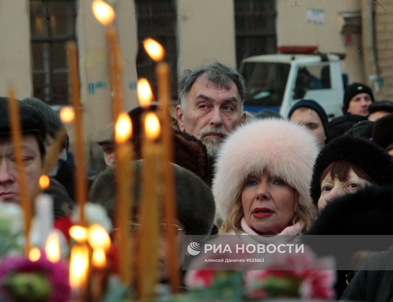 Митинг памяти Егора Гайдара в Санкт-Петербурге